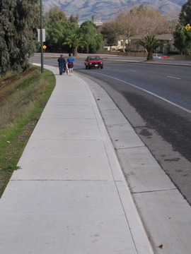 Continuing straight through along Capitol. (Photo: after crossing bridge, looking east).